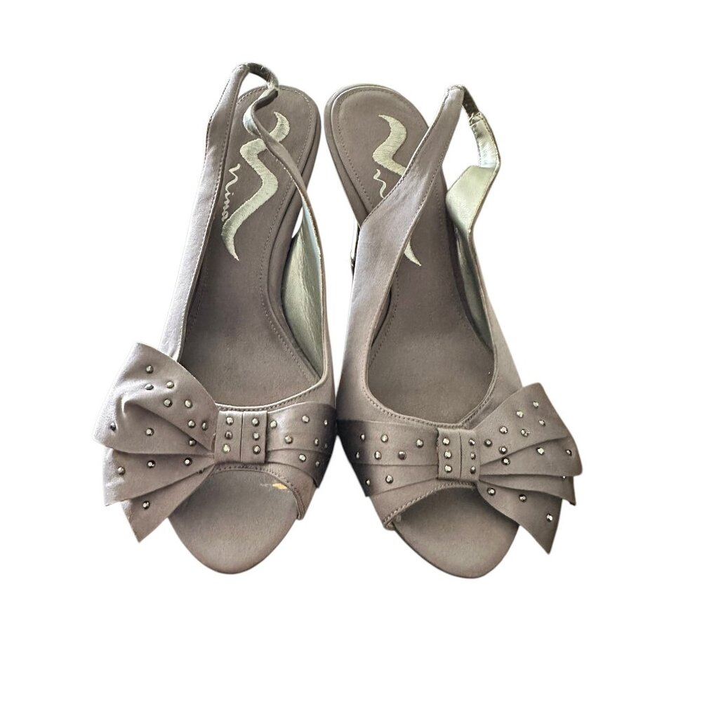 Nina 7M Slingback Heels With Bow & Studs Leather Sole Taupe Satin
